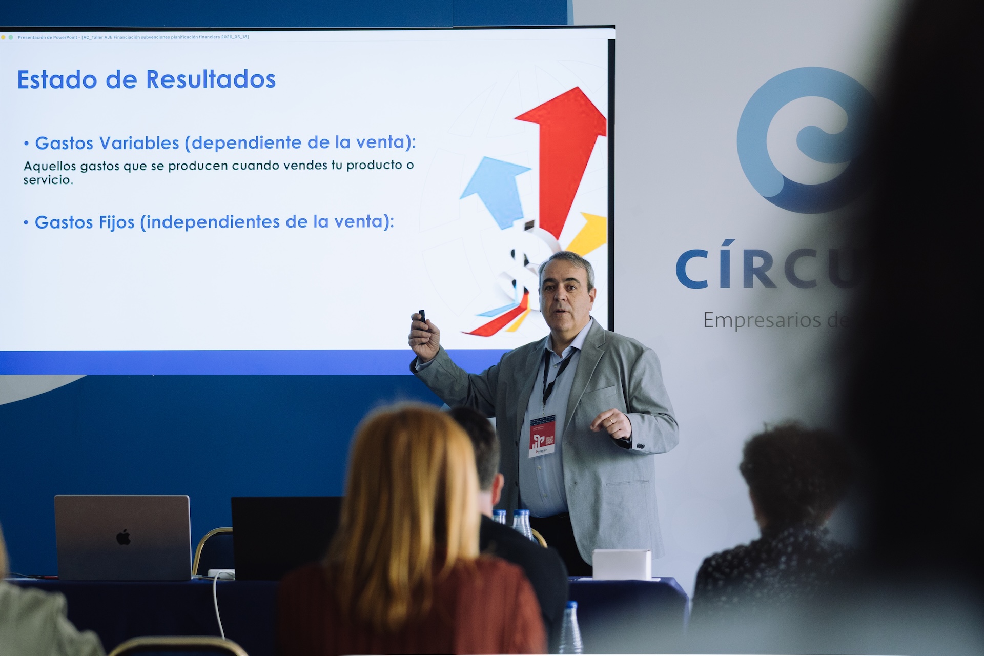 Mentor empresarial y coach ejecutivo en Galicia, trabajando con Pymes de Vigo para mejorar su rentabilidad y liderazgo directivo.